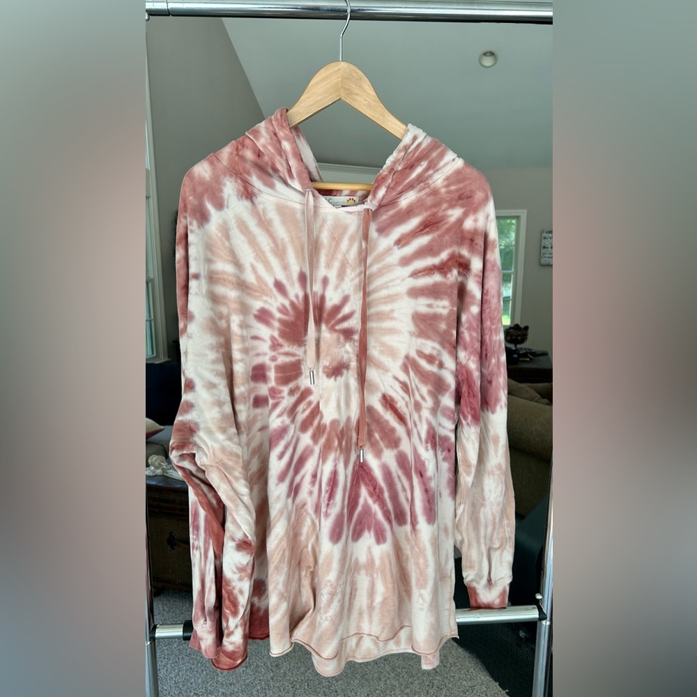 Size 3x long sleeved hooded tie dyed jersey